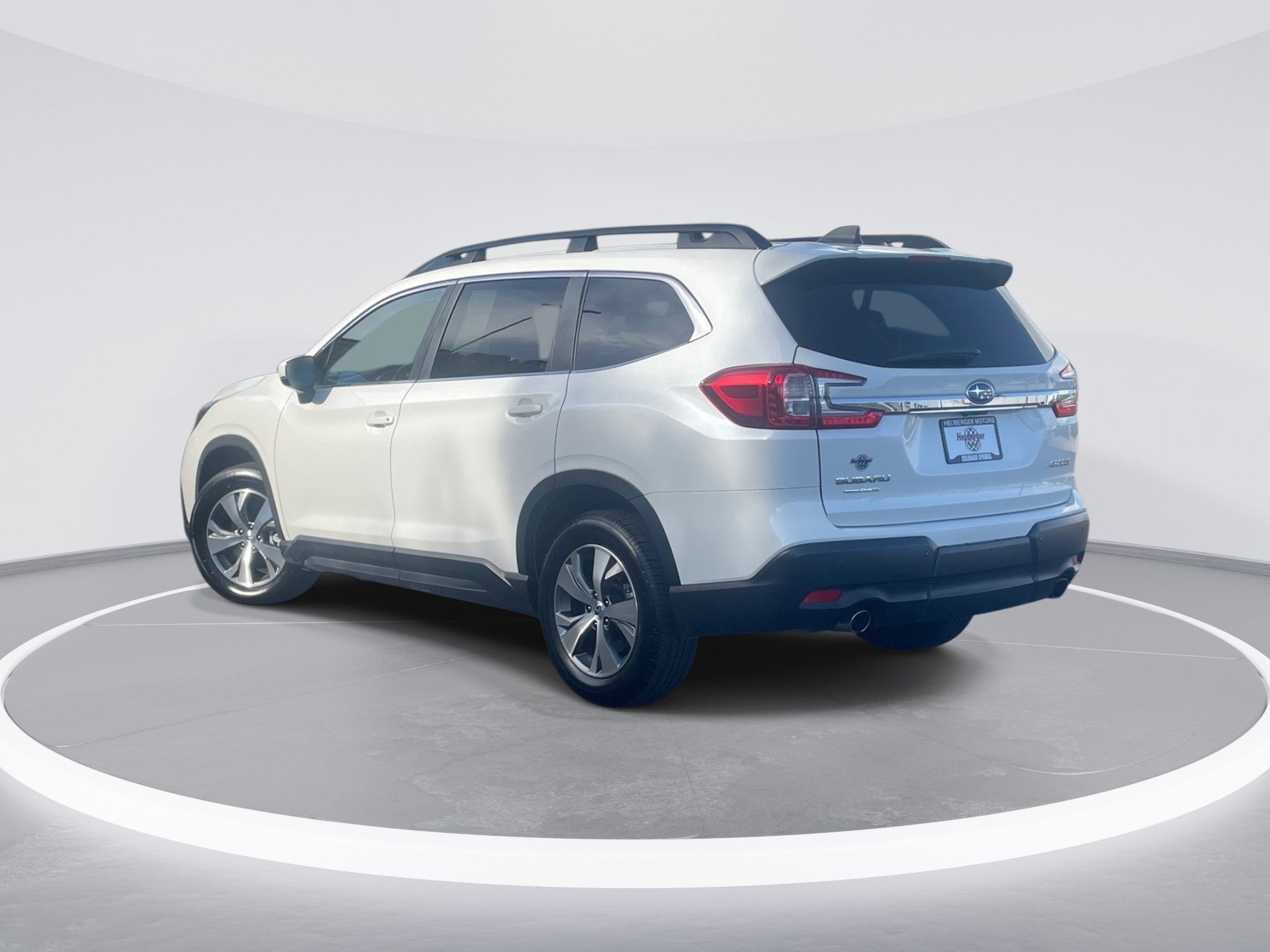 Used 2024 Subaru Ascent Premium w/ Convenience Package AWD/4WD image 7