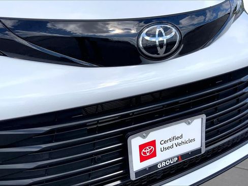 Certified 2026 Toyota Sienna XLE Woodland Edition AWD/4WD image 29