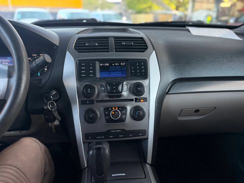Used 2013 Ford Explorer 4WD image 34