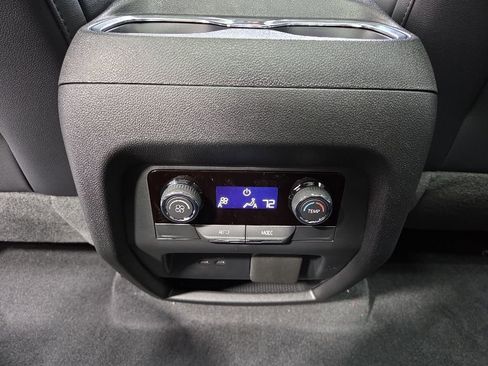 New 2026 Chevrolet Traverse Z71 AWD/4WD image 35