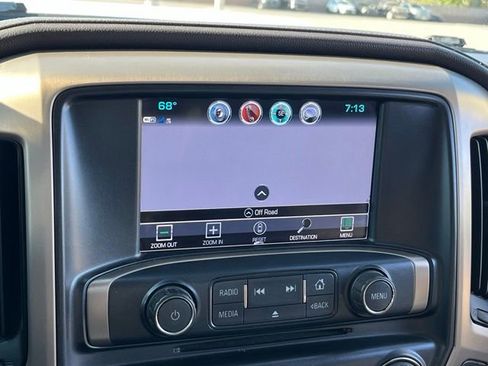 Used 2017 GMC Sierra 2500 Denali w/ Duramax Plus Package AWD/4WD image 25