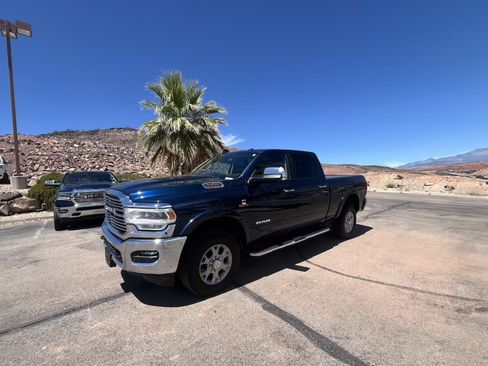 Used 2021 RAM 2500 Laramie AWD/4WD image 1