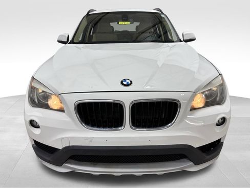 Used 2015 BMW X1 sDrive28i image 2