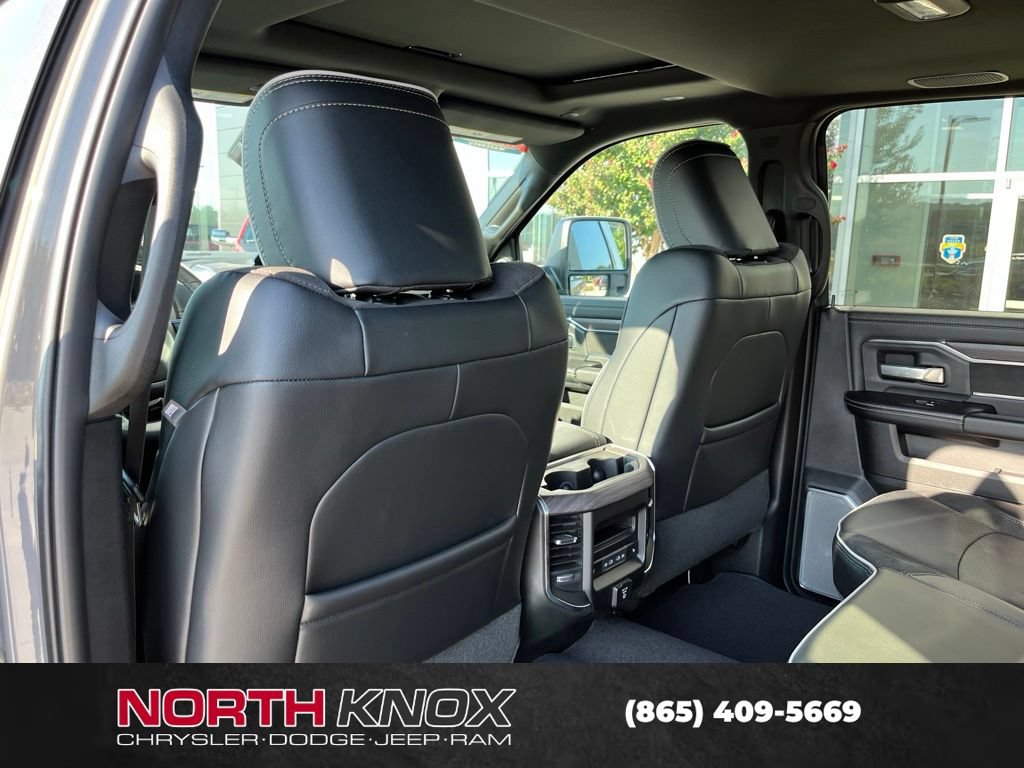 New 2027 RAM 3500 Laramie AWD/4WD image 16