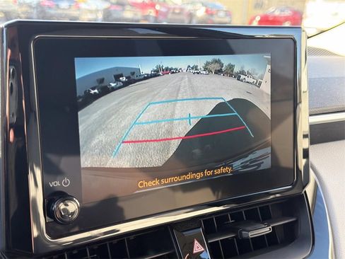 Used 2024 Toyota Corolla Cross LE image 26