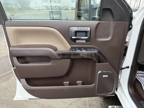 Used 2016 GMC Sierra 2500 Denali w/ Duramax Plus Package image 36