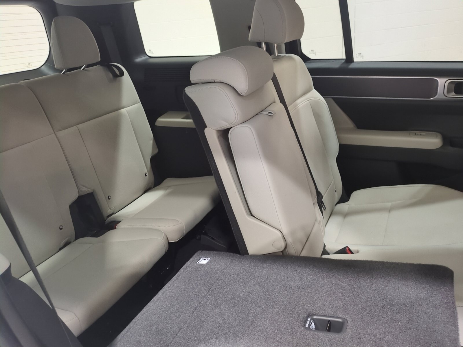 Certified 2024 Hyundai Santa Fe SE AWD/4WD image 12