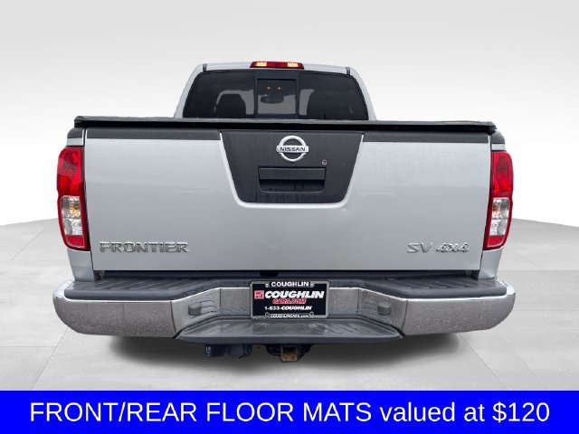 Used 2012 Nissan Frontier SV w/ SV Premium Utility Pkg AWD/4WD image 4