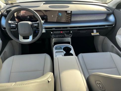 New 2026 Hyundai Ioniq 9 SEL AWD/4WD image 14