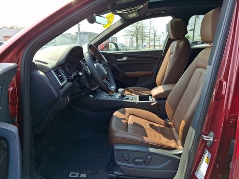 Used 2020 Audi Q5 2.0T Premium AWD/4WD image 19