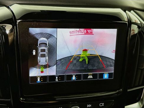 Used 2023 Chevrolet Traverse RS AWD/4WD image 6