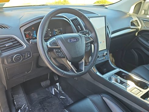 Used 2022 Ford Edge Titanium w/ Equipment Group 301A image 15