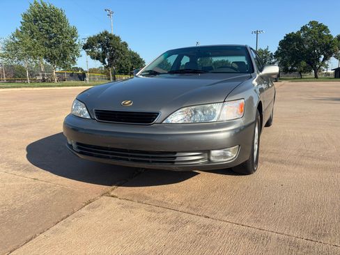 Used 1999 Lexus ES 330 image 4