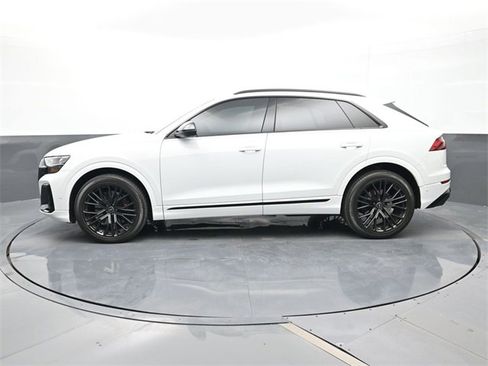 Used 2024 Audi SQ8 Prestige image 2