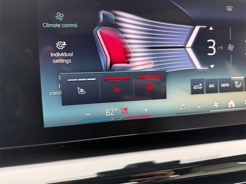 Certified 2025 BMW 530i xDrive 530i xDrive image 24