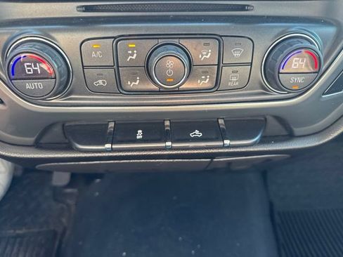 Used 2018 Chevrolet Silverado 1500 LT w/ All Star Edition AWD/4WD image 18