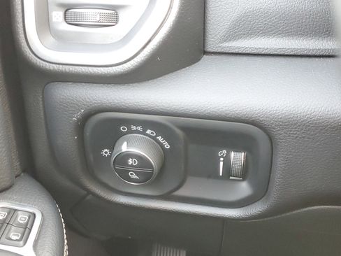 Used 2024 RAM 2500 Big Horn w/ Bed Utility Group image 12