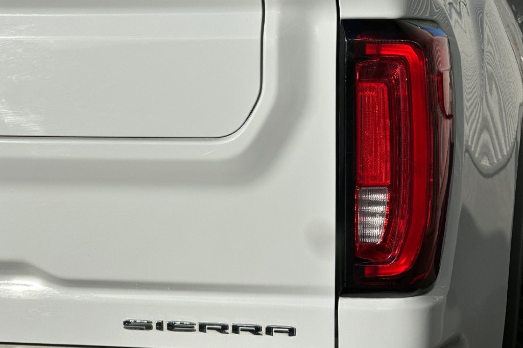 Used 2020 GMC Sierra 2500 Denali w/ Denali Ultimate Package AWD/4WD image 27