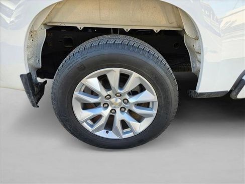 Used 2022 Chevrolet Silverado 1500 Custom image 23