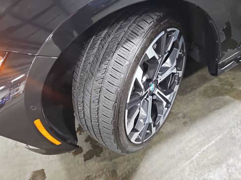 Certified 2025 BMW 330i Sedan w/ Premium Package image 32