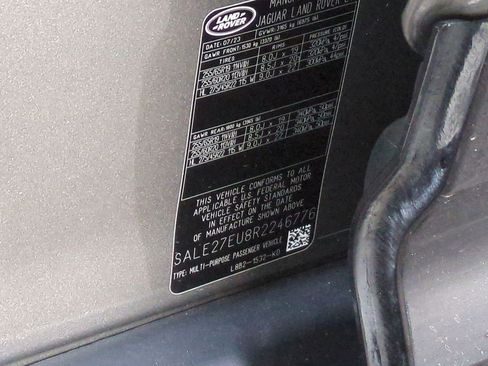 Used 2024 Land Rover Defender 110 X-Dynamic SE image 29