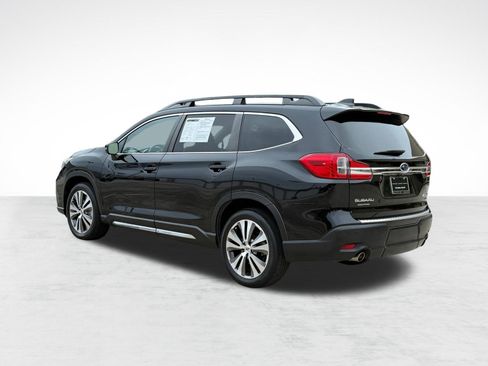 Used 2022 Subaru Ascent Limited w/ Technology Package AWD/4WD image 3
