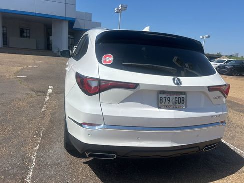 Used 2023 Acura MDX Advance image 18