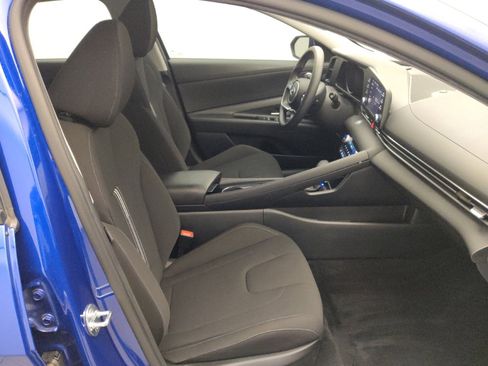 Used 2023 Hyundai Elantra Blue w/ Cargo Package image 21