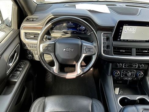 Used 2023 Chevrolet Tahoe Z71 w/ Luxury Package image 8