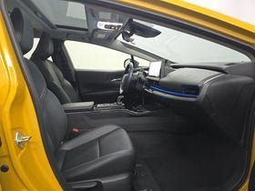 Used 2026 Toyota Prius Plug-In Hybrid FWD image 9
