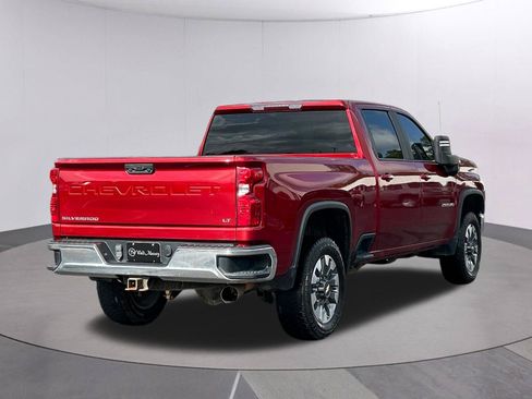 Used 2022 Chevrolet Silverado 2500 LT w/ Convenience Package AWD/4WD image 5