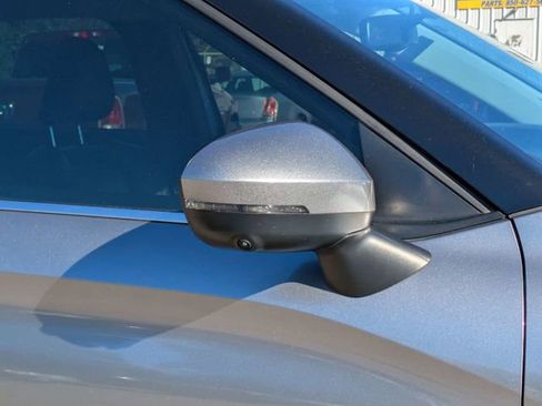 Used 2022 Mitsubishi Outlander SEL image 12