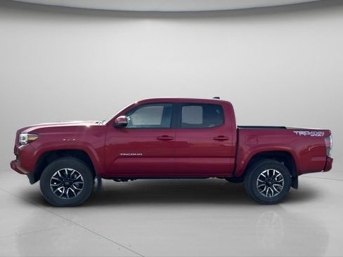 Used 2023 Toyota Tacoma TRD Sport image 8