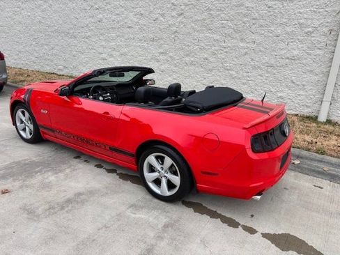 Used 2013 Ford Mustang GT image 19