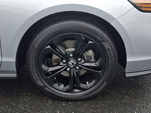 Certified 2025 Honda Accord SE image 8