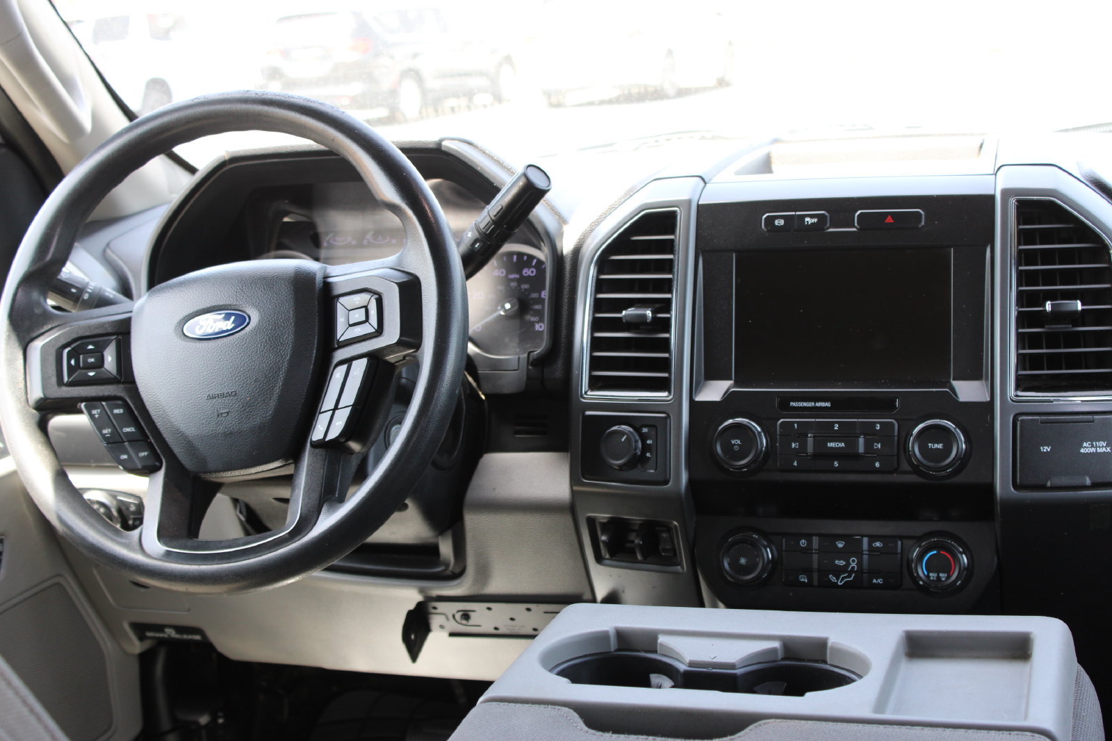 Used 2019 Ford F250 XLT w/ Snow Plow Prep Package AWD/4WD image 26