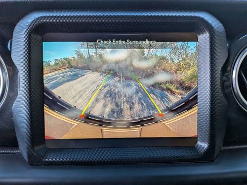 Used 2021 Jeep Wrangler Unlimited Rubicon image 26