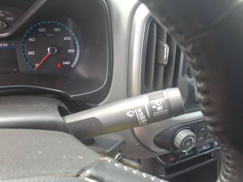 Used 2020 Chevrolet Colorado LT AWD/4WD image 23