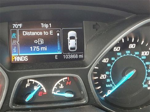 Used 2016 Ford Escape Titanium image 12