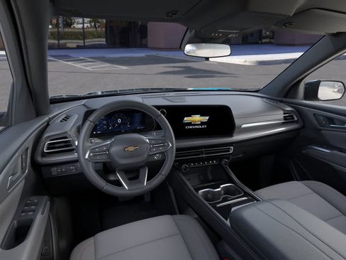 New 2026 Chevrolet Traverse LT w/ LPO, Floor Liner Package image 15