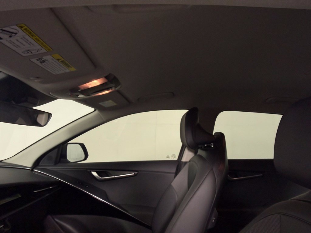 Used 2026 Kia Niro Wind FWD image 19