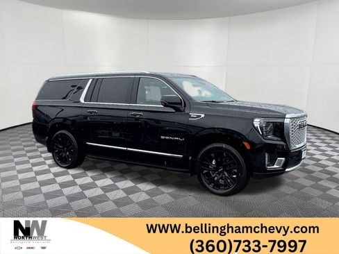 Used 2024 GMC Yukon XL Denali w/ Advanced Technology Package AWD/4WD image 1