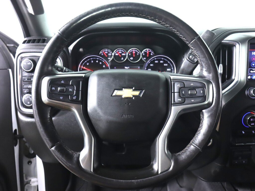 Used 2021 Chevrolet Silverado 1500 LT w/ Convenience Package II AWD/4WD image 11