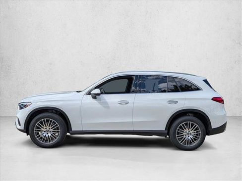 Used 2026 Mercedes-Benz GLC 300 image 5