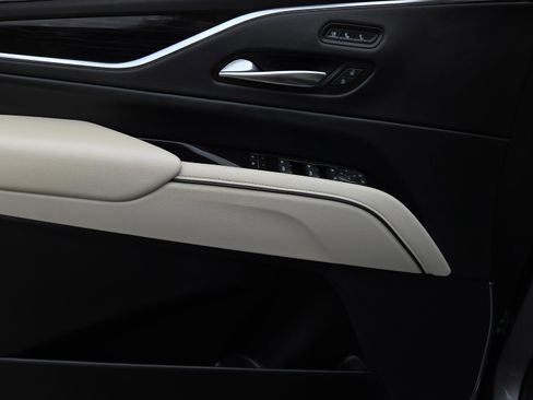 Used 2021 Cadillac Escalade Sport w/ Driver Assist Tech Package image 23