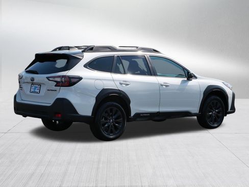 Certified 2025 Subaru Outback Onyx Edition AWD/4WD image 7