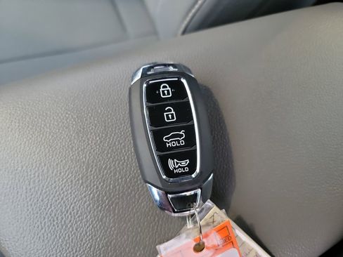 Certified 2023 Hyundai Elantra SEL image 23