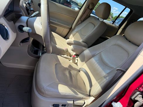 Used 2006 Chevrolet HHR LT w/ Preferred Equipment Group FWD image 18