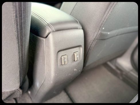 Used 2024 Nissan Kicks SV FWD image 23