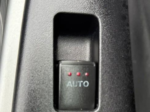 Used 2010 MAZDA CX-7 i SV FWD image 35